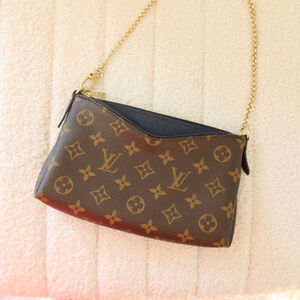 Louis Vuitton Pallas Clutch Monogram Navy PRELOVED AUTHENTIC